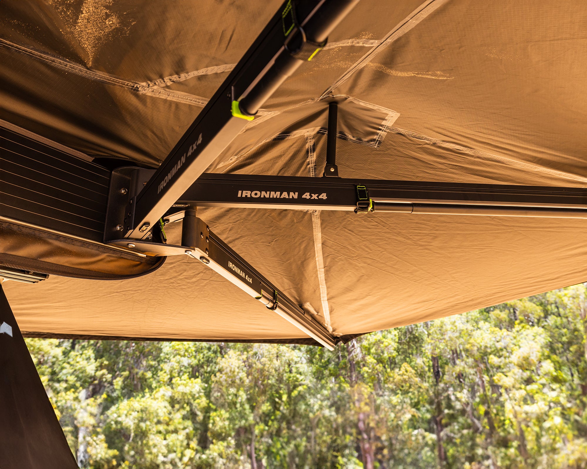 Deltawing 270 Awning (RHS, Unsupported)