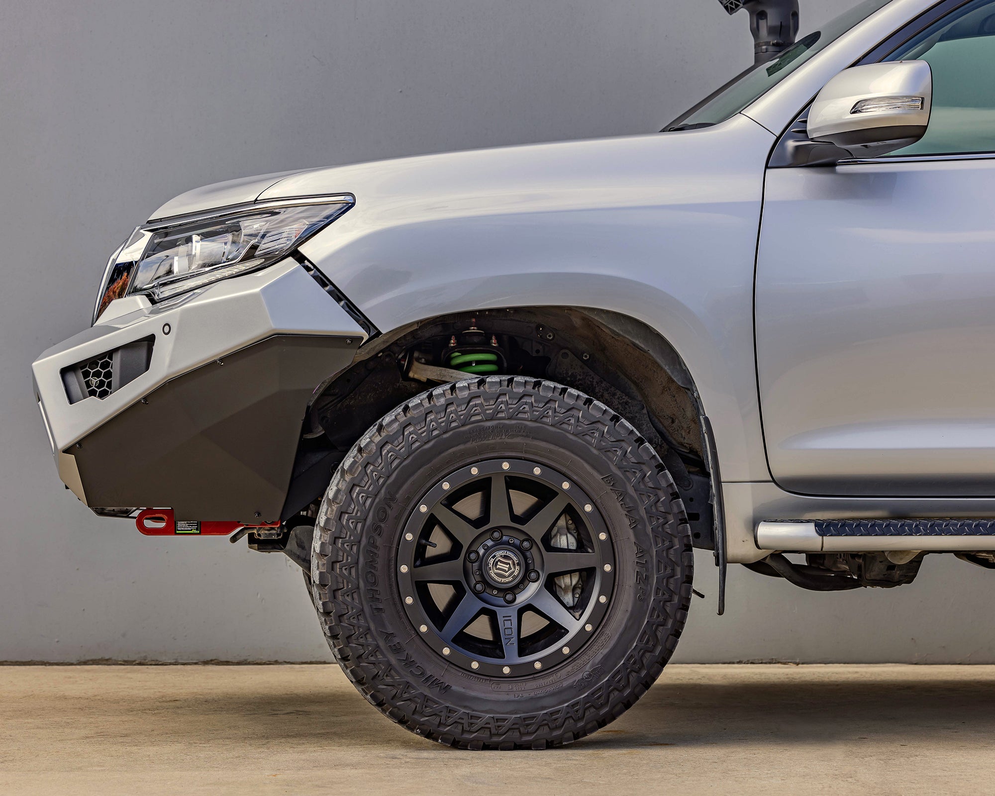 Raid Bull Bar & Lights Kit
