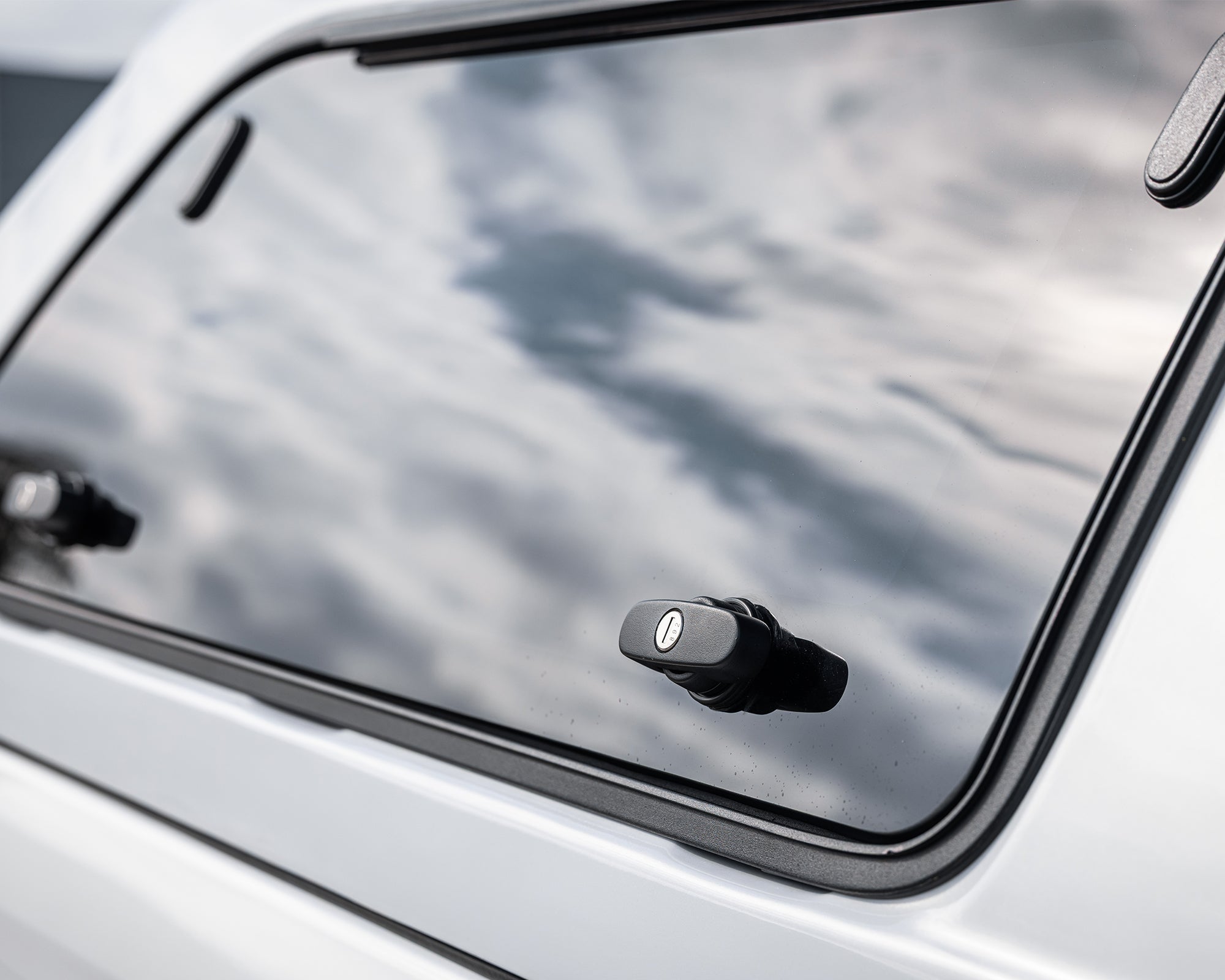 Pinnacle 2 Fibreglass Canopy (Pearl White)