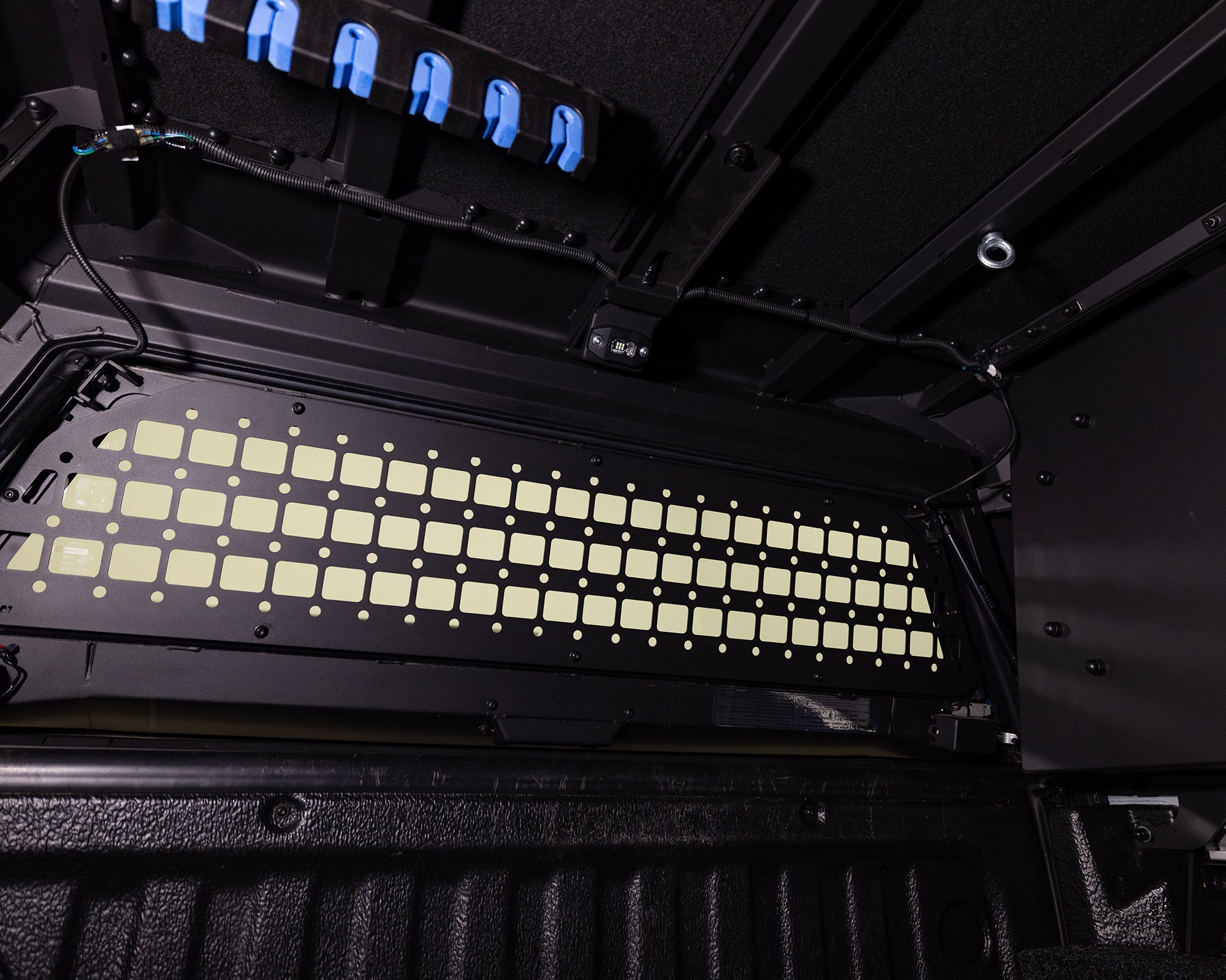 Raid Canopy Interior Light & Mounting Bracket