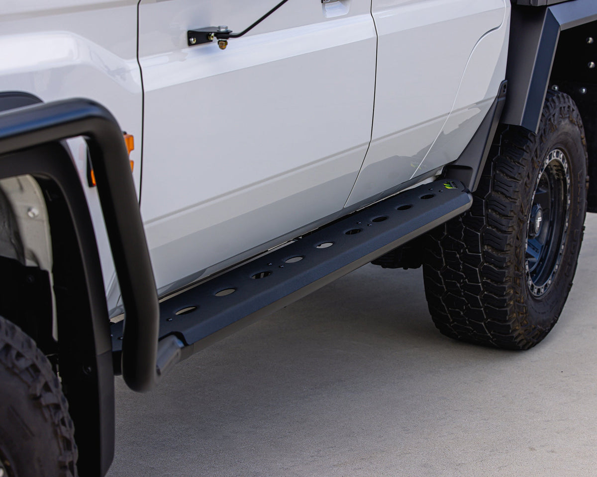 L79 Rear Step Premium Side Steps – Ironman 4x4 International