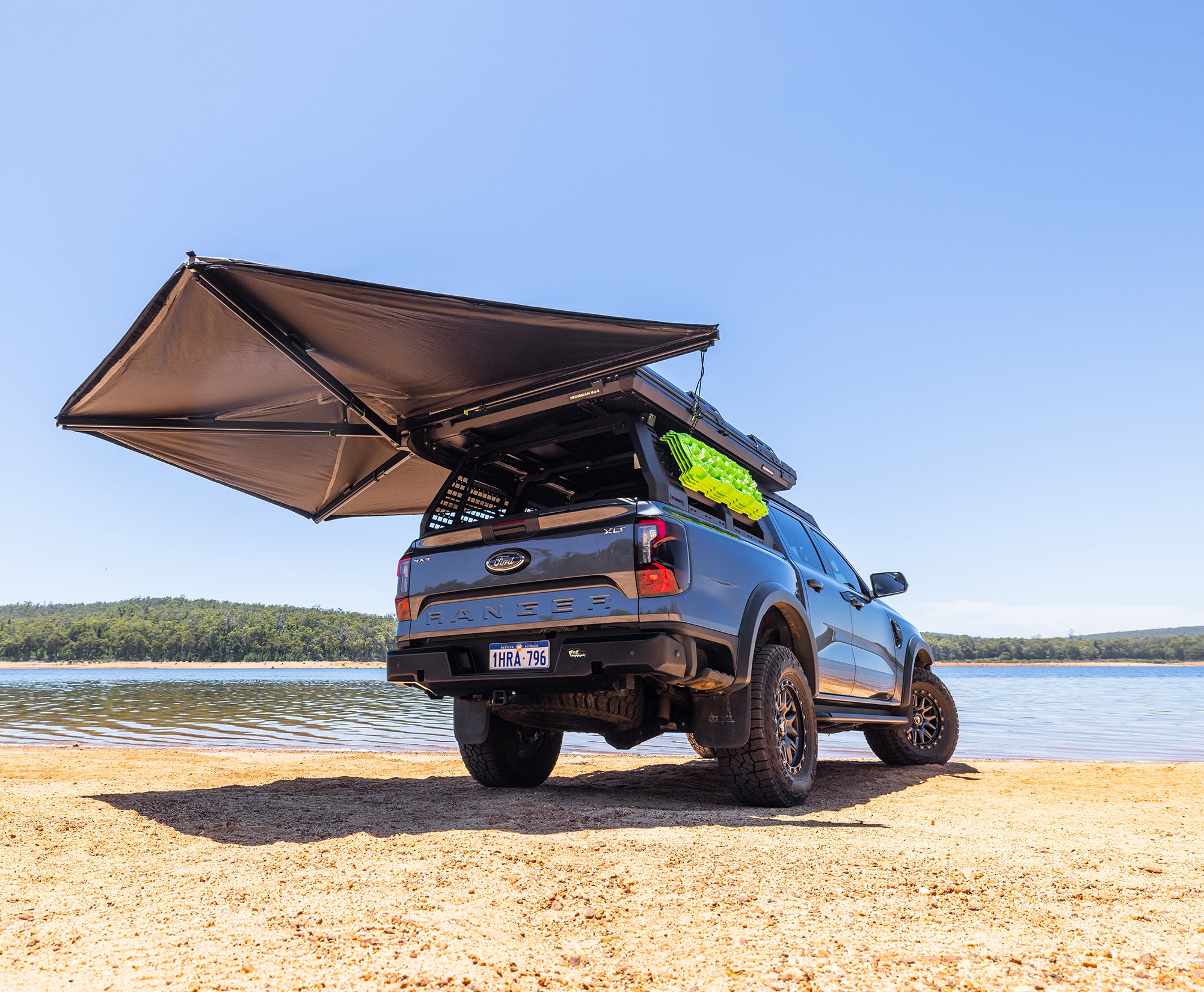 Deltawing 270 Awning (LHS, Unsupported) – Ironman 4x4 International