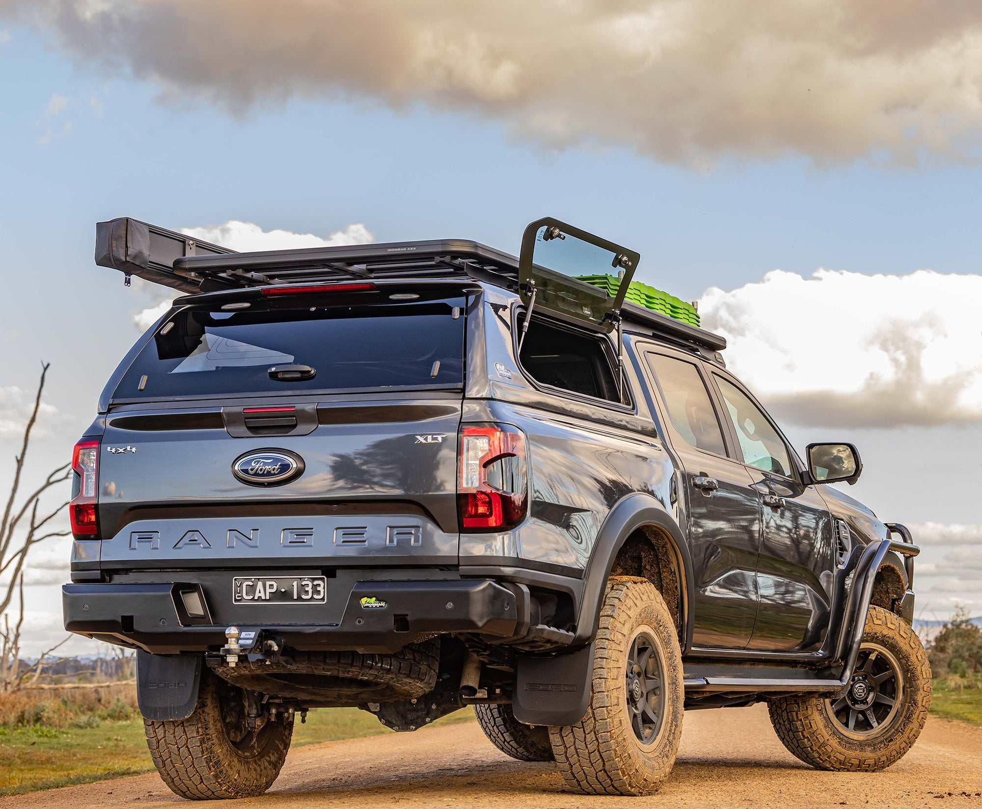 Pinnacle 2 Fibreglass Canopy (Aluminium Metallic)